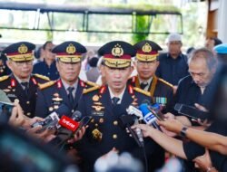 Hadiri Pemakaman, Kapolri : Pesan Eyang Meri Jadi Inspirasi dan Semangat Keluarga Besar Polri