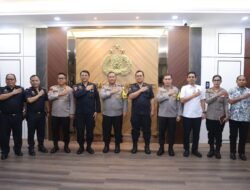 Kapolda Kepri Terima Kunjungan Bea Cukai Batam Guna Perkuat Hadapi Ancaman Kejahatan Lintas Batas